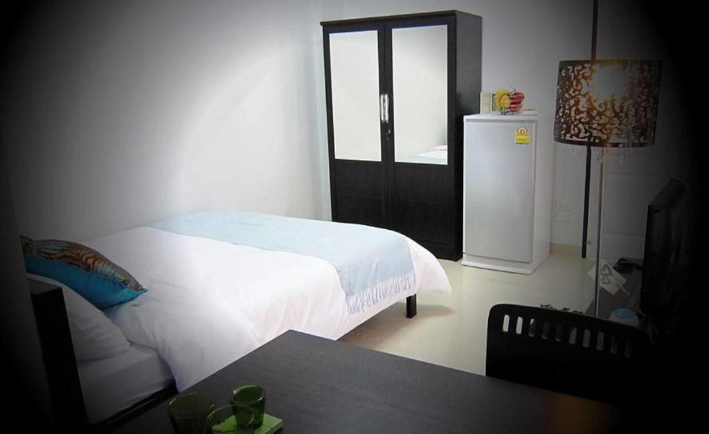 Centana Apartment Bangkok Rum bild